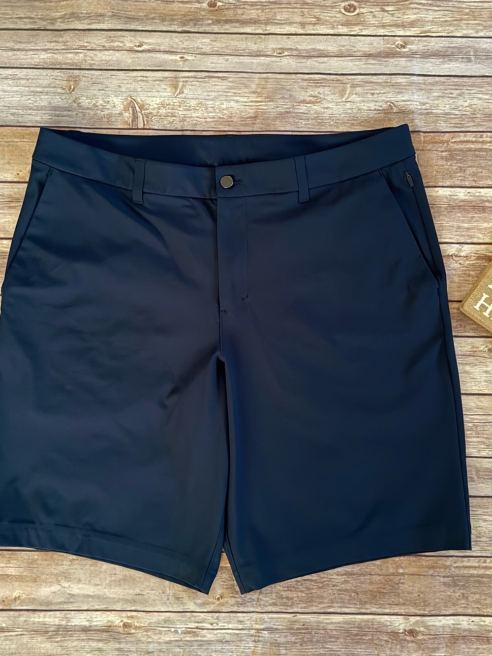 lululemon athletica Men's Commission Shorts - Navy
